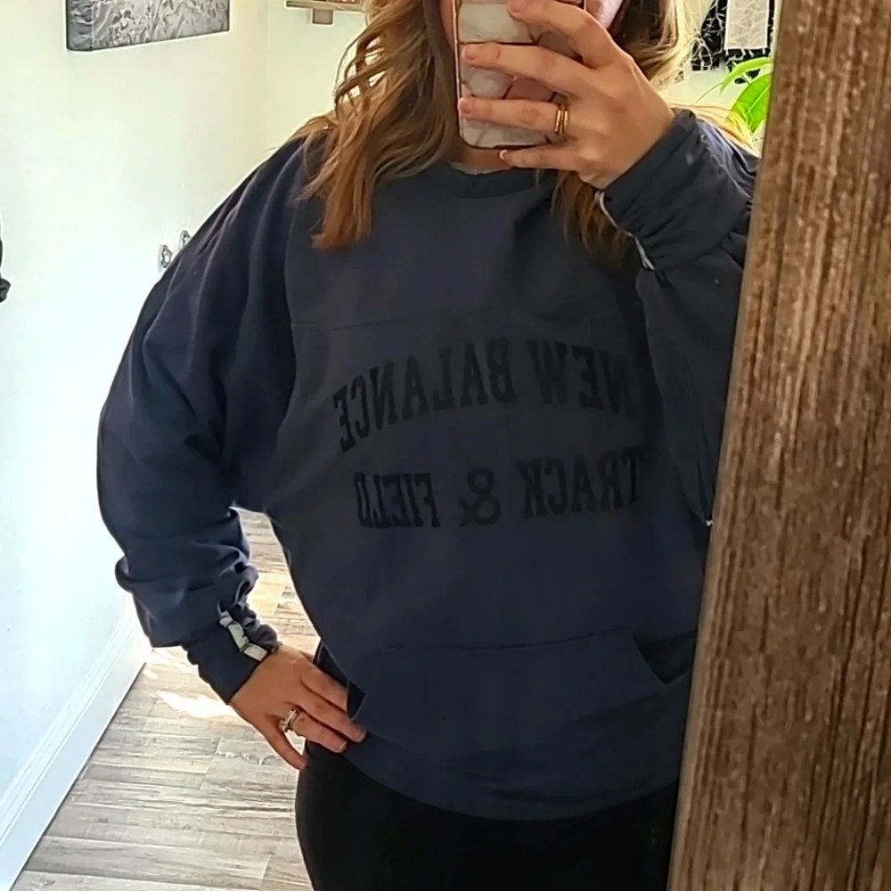 Heritage New Balance Collection | Size Medium | Side Zipper Sweatshirt​ - Picture 11 of 12